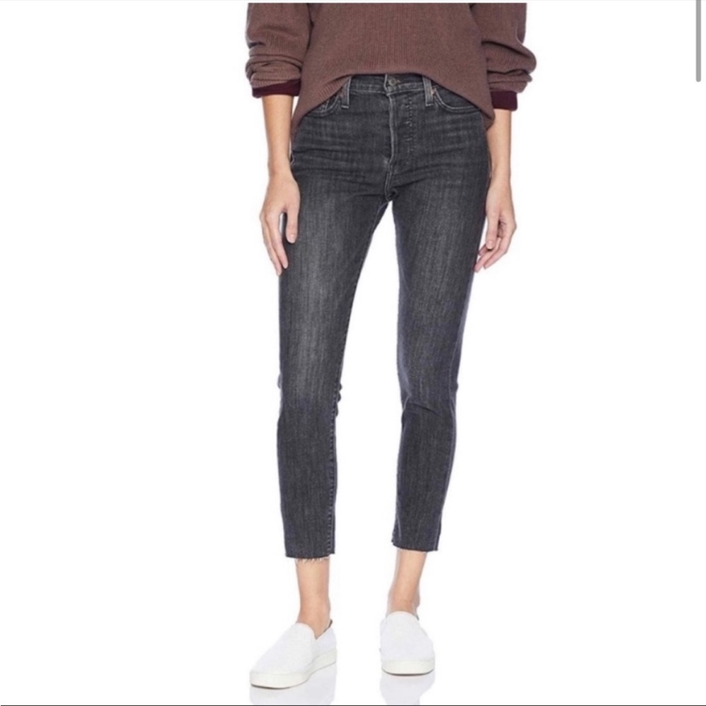 Levi’s Wedgie Skinny Size 26